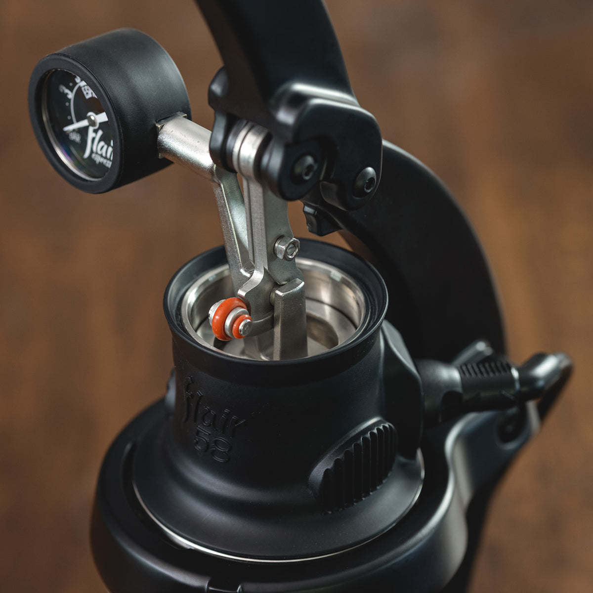 Top down view of the Stainless Steel joint Hook installed on the Flair 58 Plus 2.