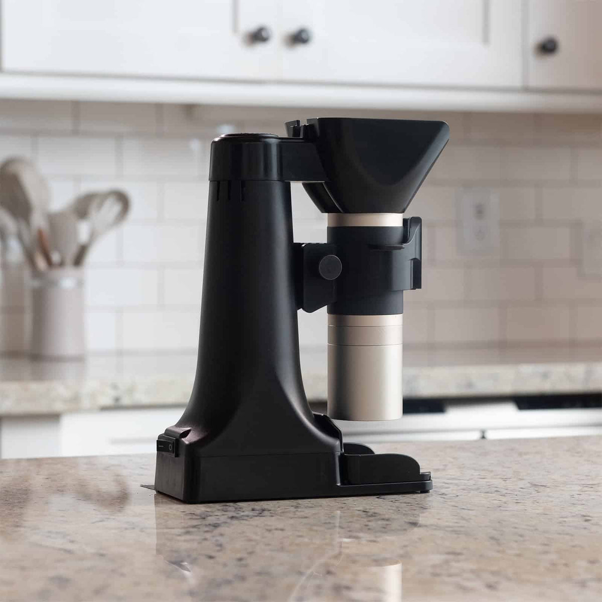 Flair Power Tower is compatible with grinders from 1Zpresso.